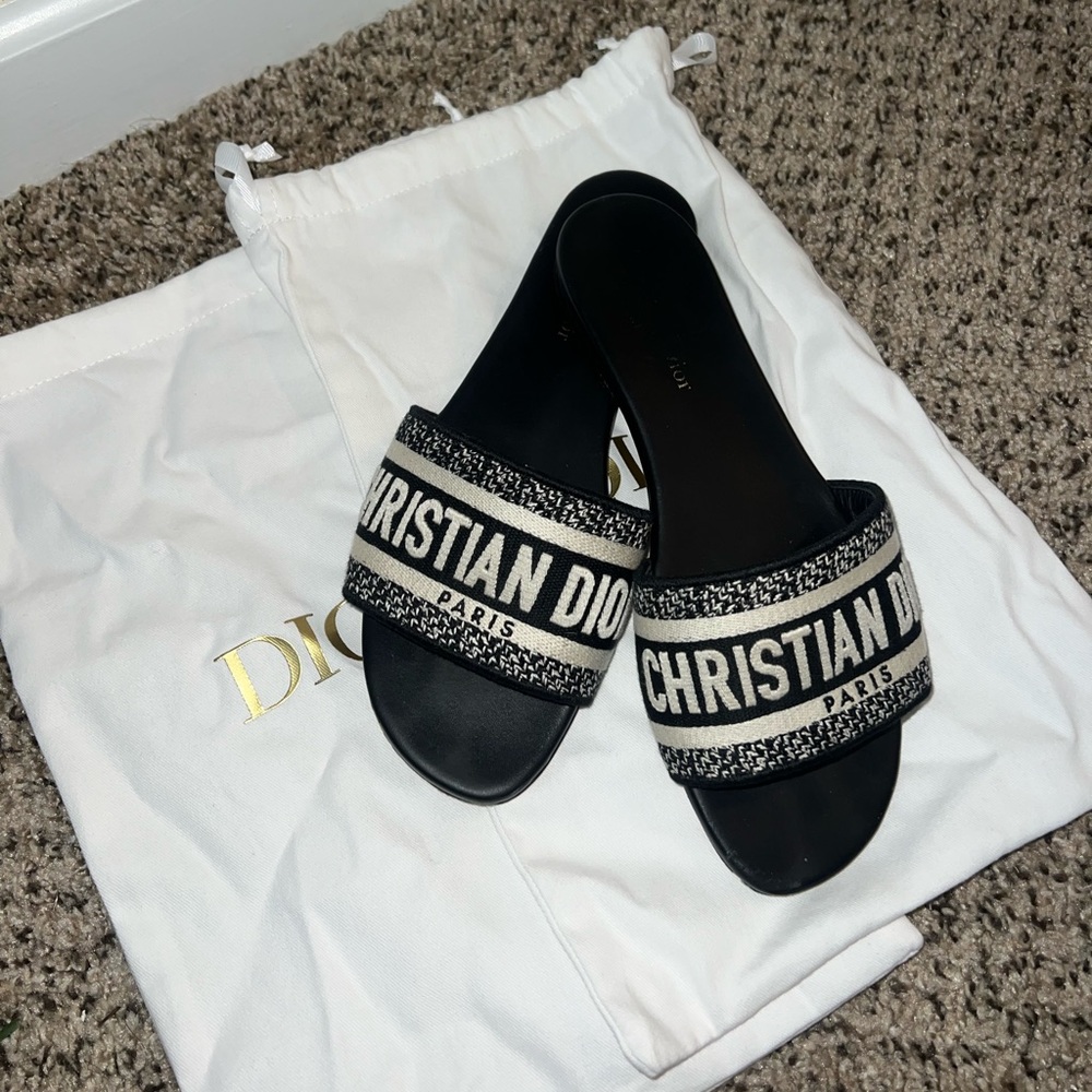 Dior Dway Slides